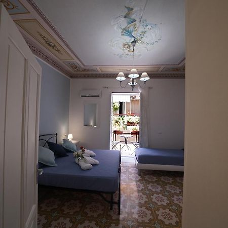 Regina Stella Bed & Breakfast Lascari Exterior photo