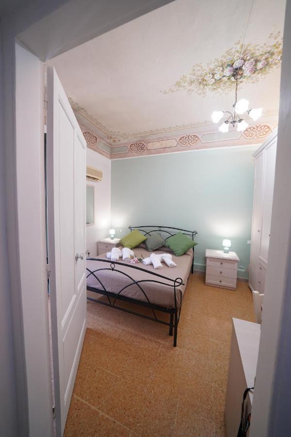 Regina Stella Bed & Breakfast Lascari Exterior photo