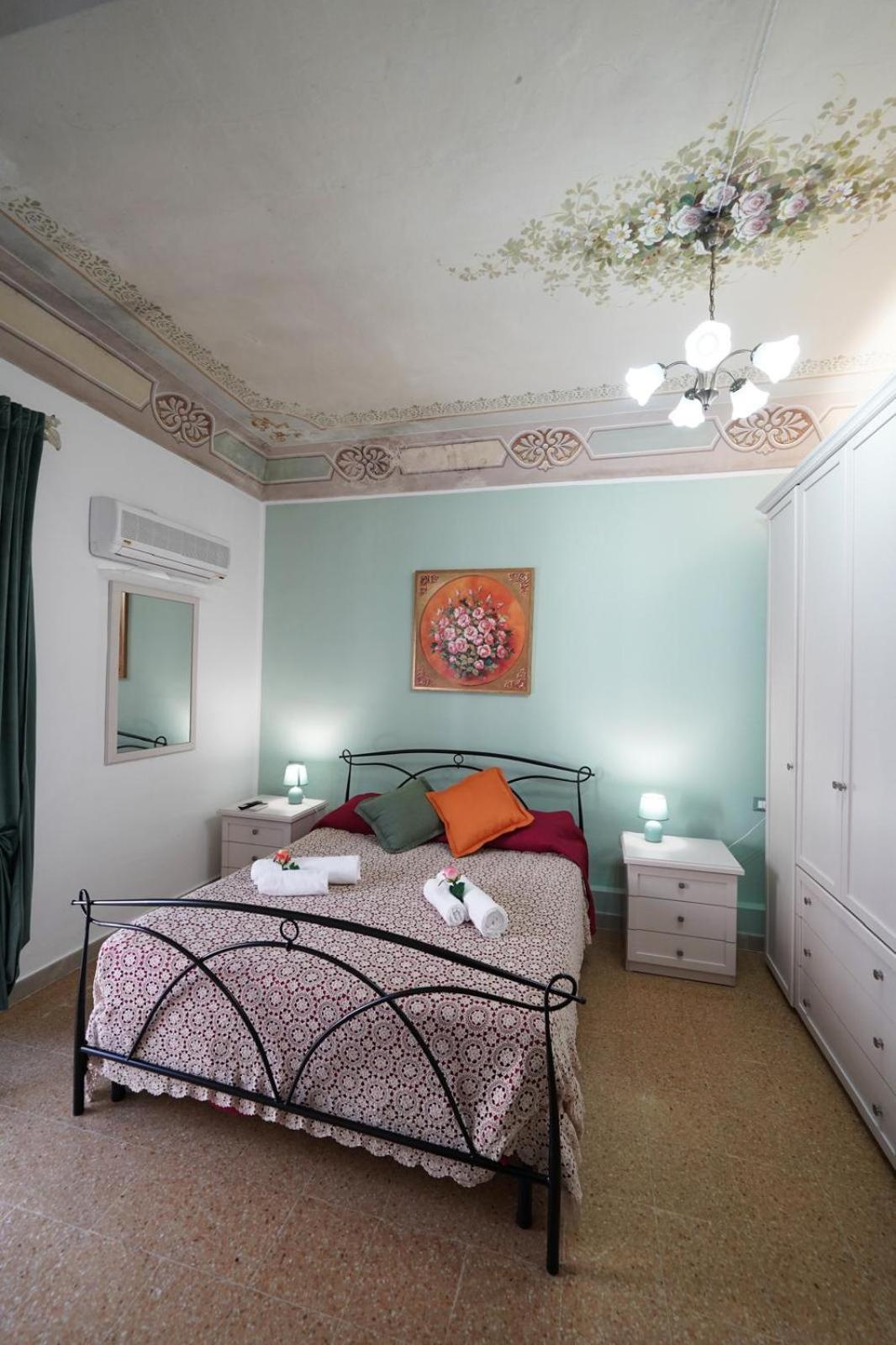 Regina Stella Bed & Breakfast Lascari Exterior photo
