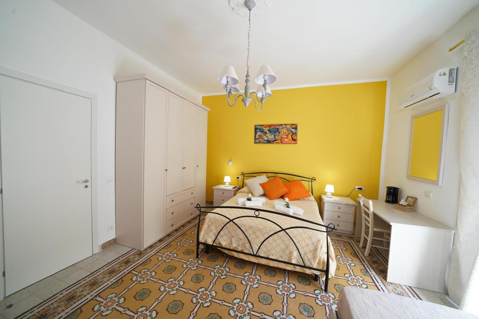 Regina Stella Bed & Breakfast Lascari Exterior photo